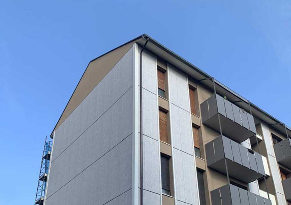 Riqualificazione di poli residenziali: sistemi a secco Off-site e soluzioni ibride per l'efficientamento dell'involucro
